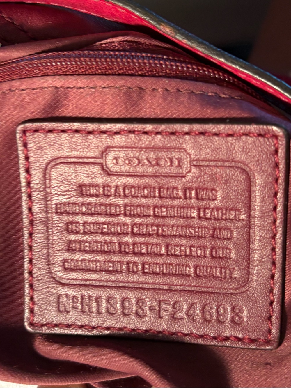 Coach Two-Tone Pink and Black Quilted Leather Shoulder Bag GUC approx.11”x9”x4” - Picture 5 of 9